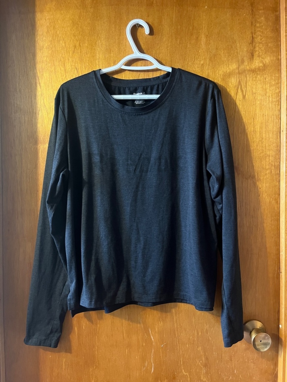 Reebok Men's Black Long Sleeve Crew Tee Large